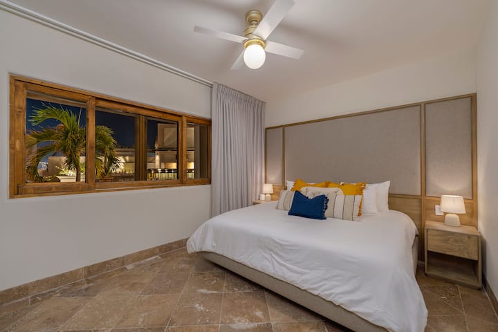 00d120c5-5630-49f9-871f-0f7d40e829ad