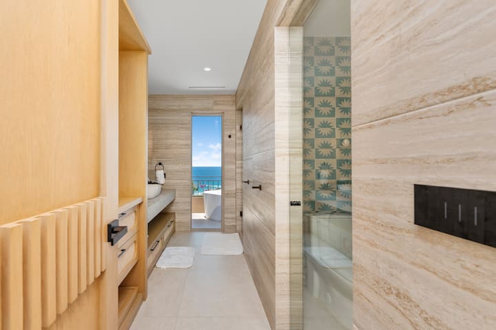 1e6a7d69-e0fa-4913-9f5b-fdb7b1012b30