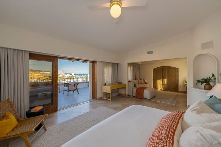 8e03a0f1-60b5-4d17-bc2d-e67ff57abe8f